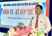 Phó Bí thư thường trực huyện ủy, Chủ tịch HĐND huyện Nguyễn Tấn Hồng phát biểu khai mạc kỳ họp