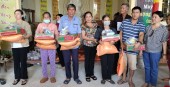 Chùa Liên Trì xã Bom Bo trao tặng 100 phần quà cho bà con nghèo nhân Đại lễ Vu Lan.