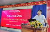 Đồng chí Bùi Ngọc Hân, Ủy viên Ban Thường vụ-  Trưởng ban tổ chức Huyện ủy