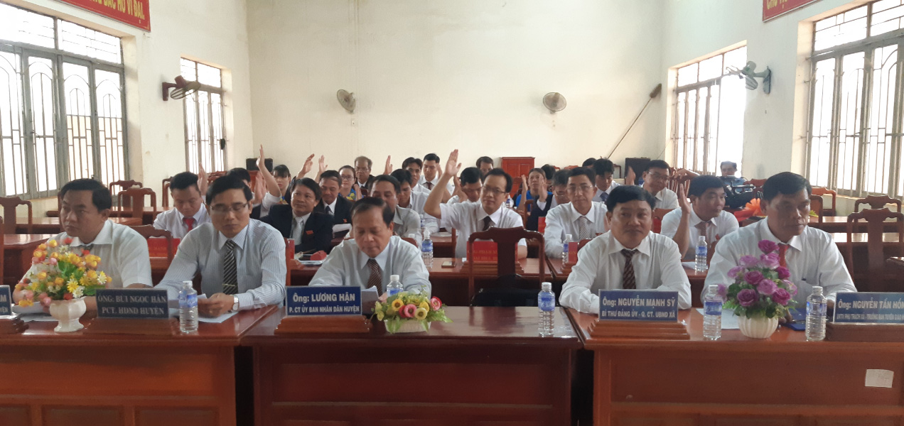 Hội đồng nhân dân xã Thọ Sơn kiện toàn các chức danh HĐND xã nhiệm kỳ 2016 - 2021.