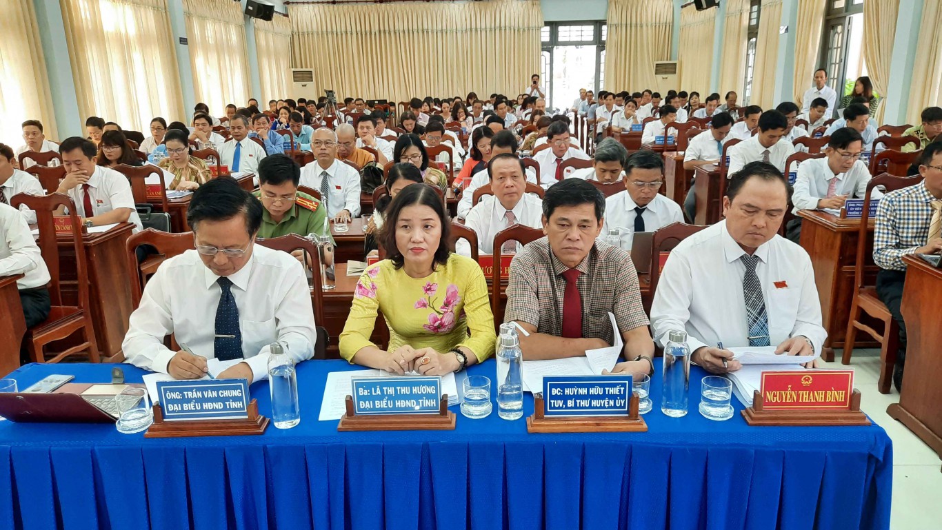 Kỳ họp thứ 9 HĐND huyện Bù Đăng khóa VI hoàn thành chương trình đề ra với 09 Nghị quyết được thông qua.