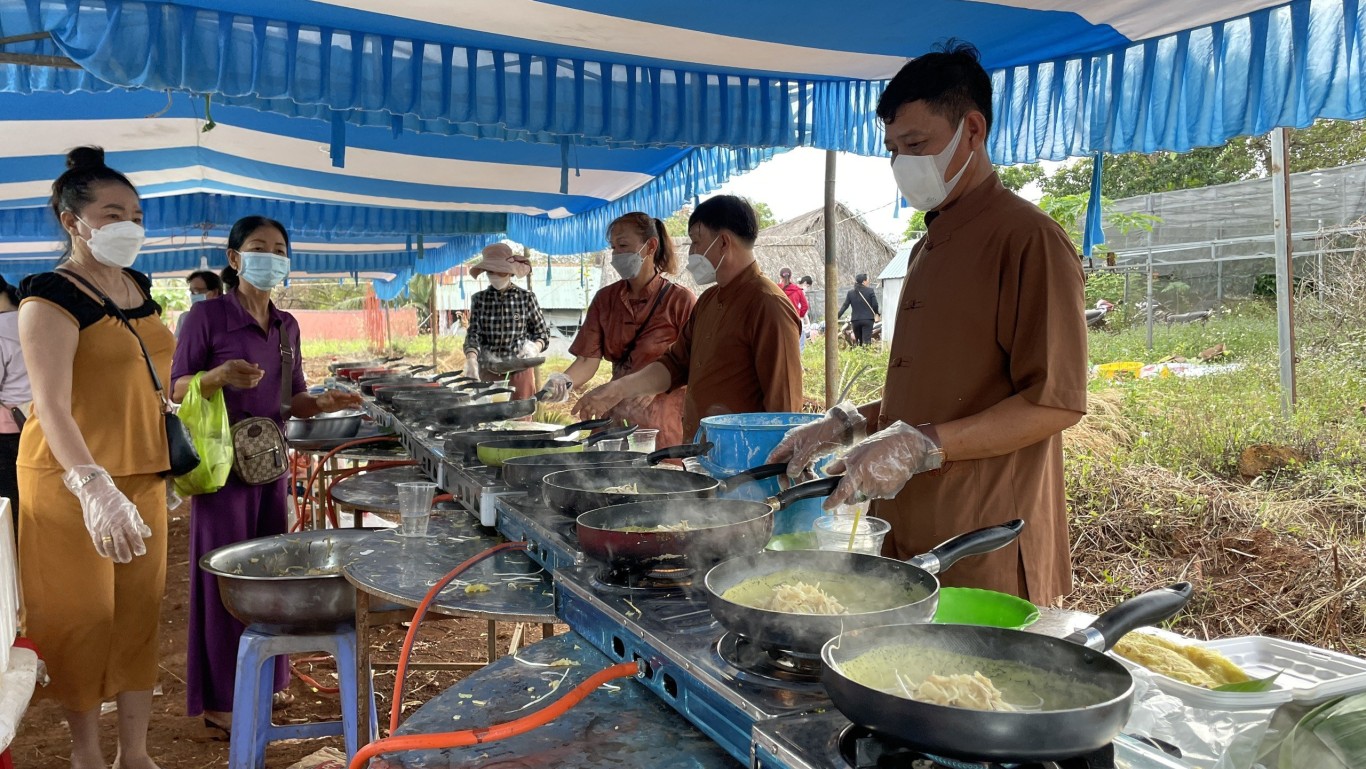 Bù Đăng: Lễ hội ẩm thực chay tại xã Bom Bo.