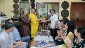 Bù Đăng: Ban Trị sự Giáo hội Phật giáo huyện tổ chức Đại lễ Phật đản tặng quà cho người nghèo