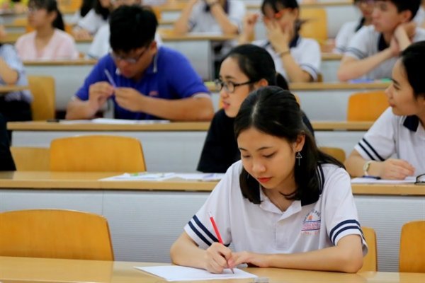 Ngân hàng Chính sách Xã hội huyện Bù Đăng triển khai Cho vay đối với Học sinh, sinh viên có hoàn cảnh khó khăn năm học 2021-2022.