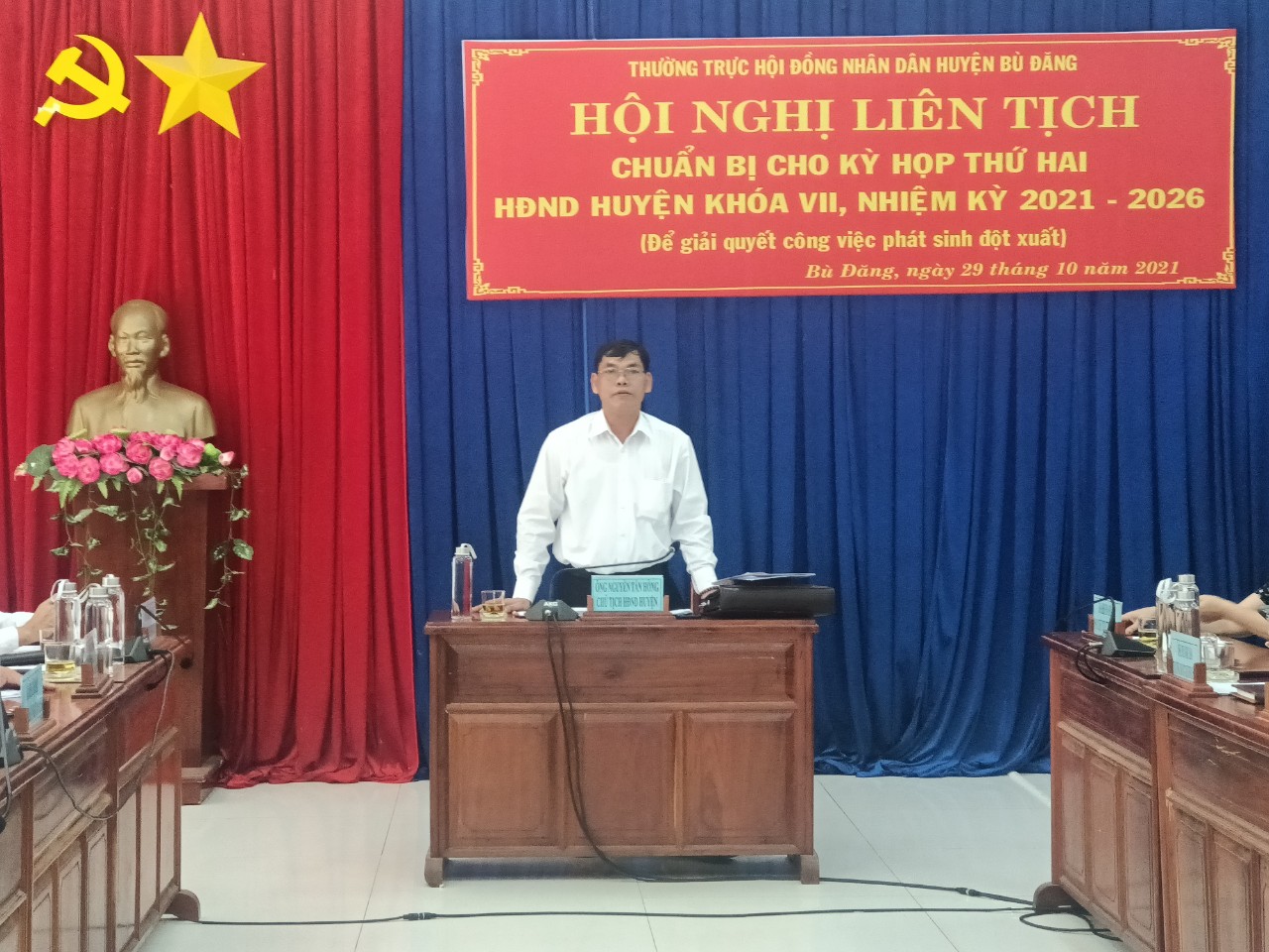 Phó Bí thư thường trực   Chủ tịch HĐND huyện Bù Đăng Nguyễn Tấn Hồng kết luận Hội nghị 2